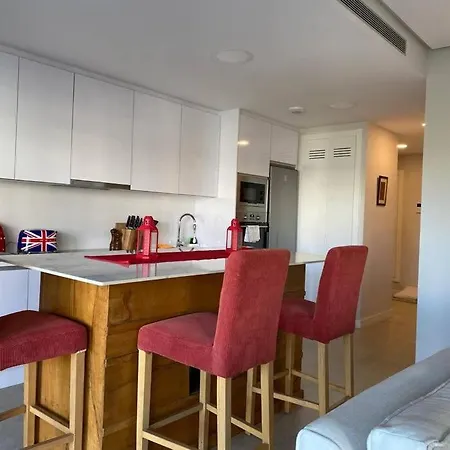 Nuevo Y Luminoso Apartamento De Lujo *