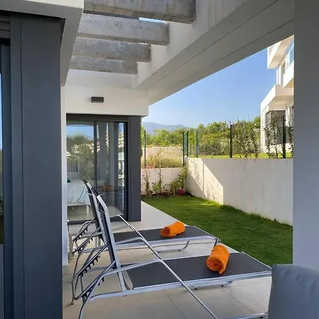 Nuevo Y Luminoso Apartamento De Lujo * Εστεπόνα