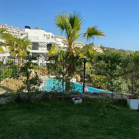 Nuevo Y Luminoso Apartamento De Lujo Διαμέρισμα Εστεπόνα